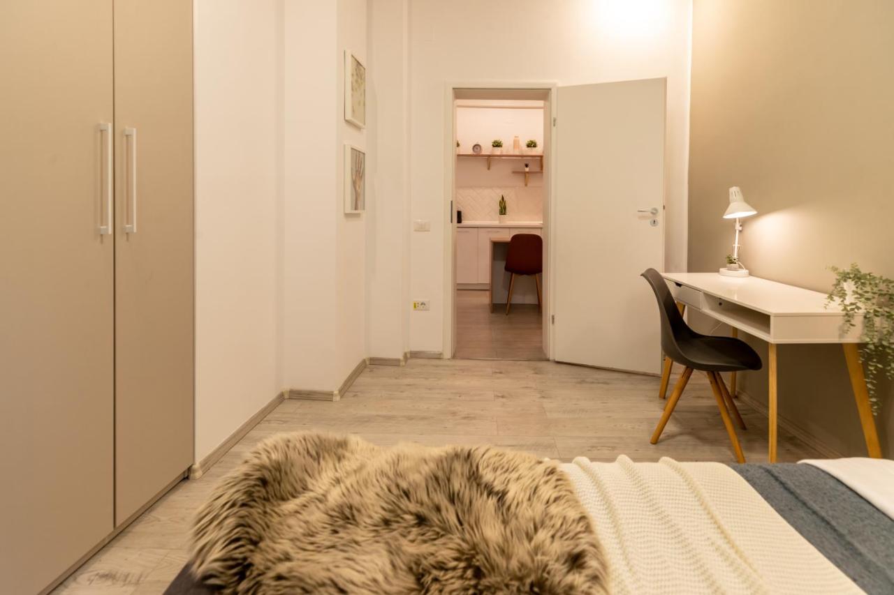 Ideal Stay: Spacious 2Br Apt Near Calea Victoriei Bukarest Kültér fotó